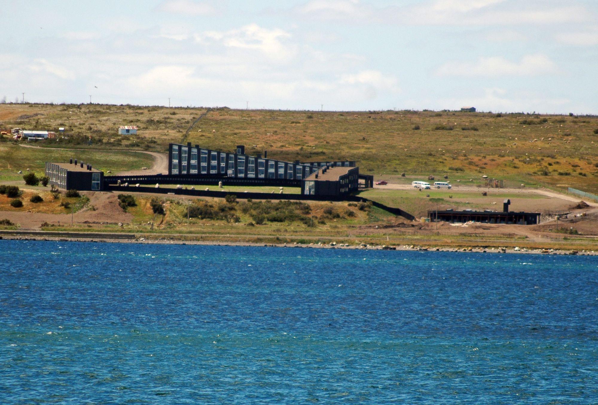 Remota Patagonia Lodge Puerto Natales Exterior photo
