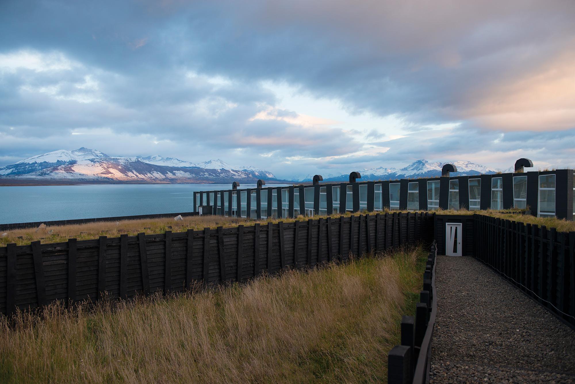 Remota Patagonia Lodge Puerto Natales Exterior photo