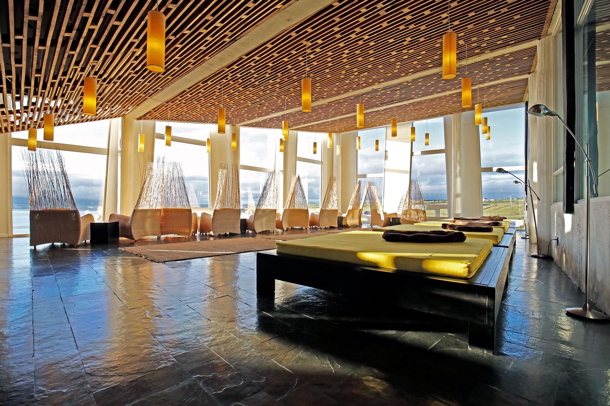 Remota Patagonia Lodge Puerto Natales Exterior photo