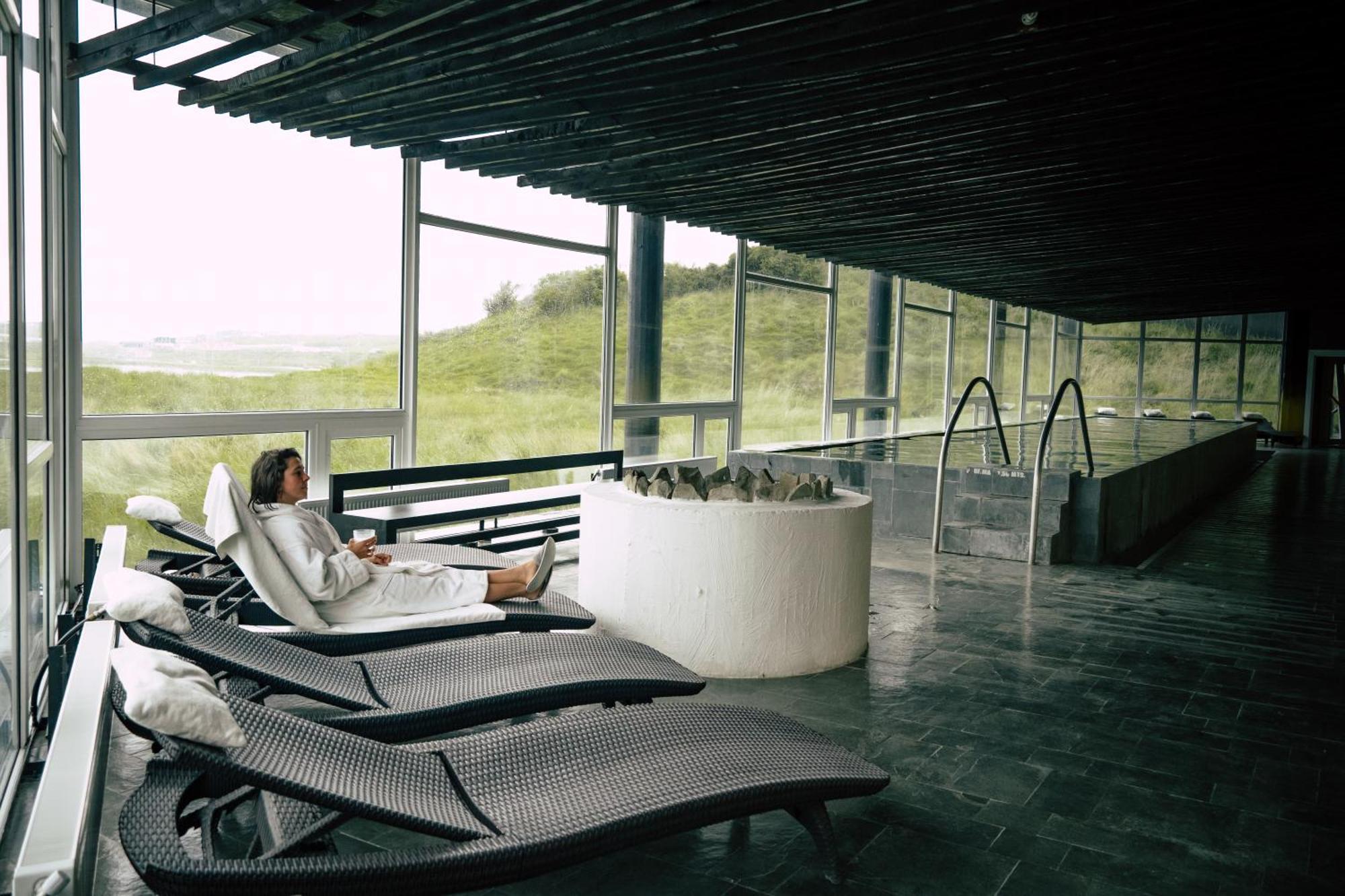 Remota Patagonia Lodge Puerto Natales Exterior photo