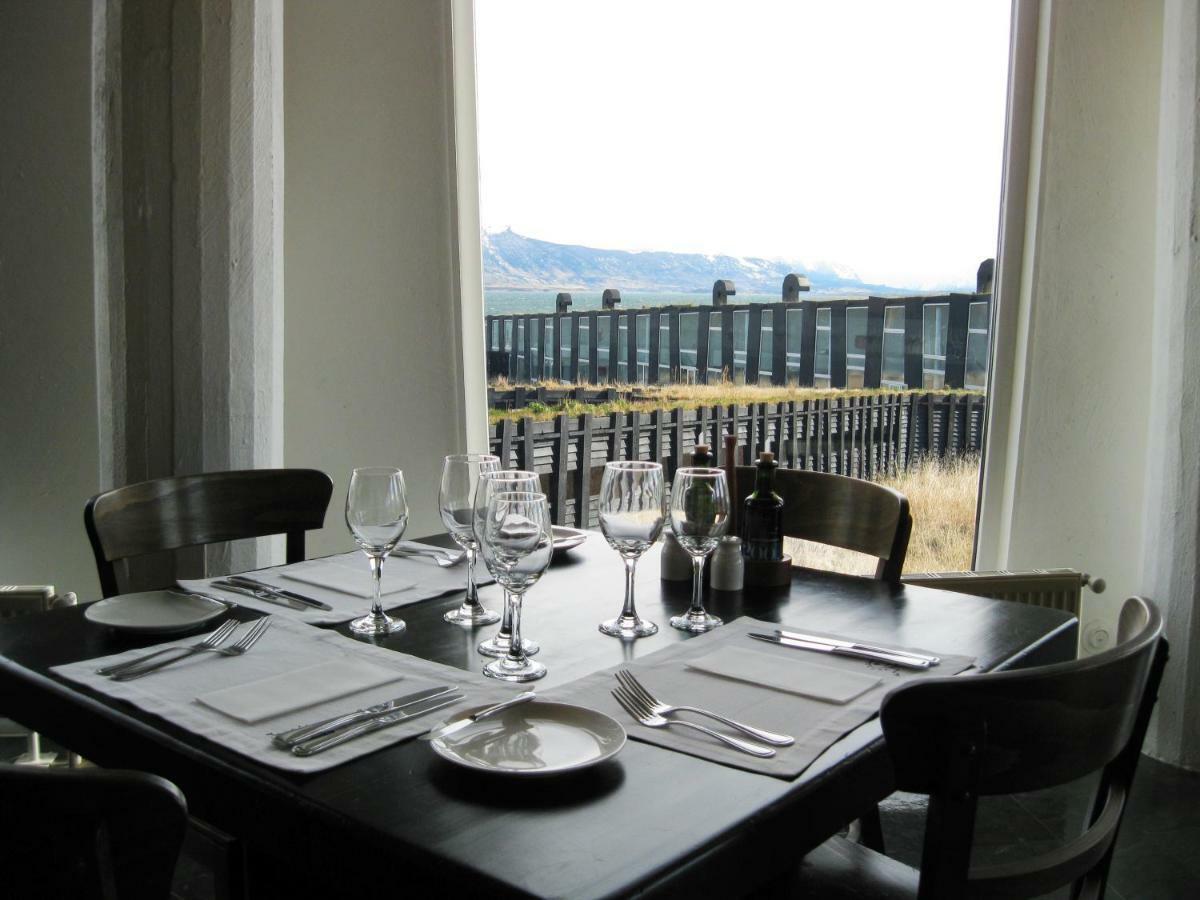Remota Patagonia Lodge Puerto Natales Exterior photo